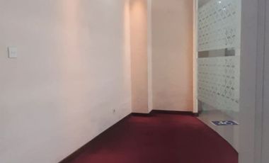 Dijual Bangunan di Wolter Monginsidi Kebayoran Baru