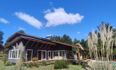 Se vende Espectacular Propiedad camino a Mafíl - ruta T-324