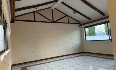 Vendo Casa Rustica de 451m Urbanizacion Exclusiva, PILLAGUA
