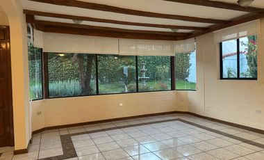 Vendo Casa Rustica de 451m Urbanizacion Exclusiva, PILLAGUA