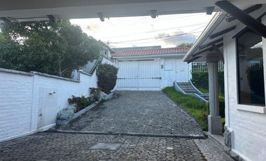 Vendo Casa Rustica de 451m Urbanizacion Exclusiva, PILLAGUA