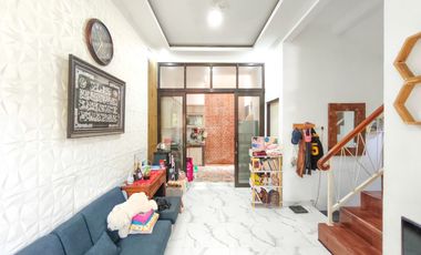 Rumah Seken SHM 15 Menit ke Transpark Mall Bintaro Dibantu KPR J-33479