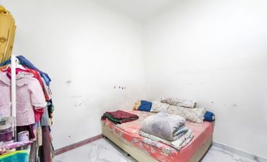 Rumah Seken SHM 15 Menit ke Transpark Mall Bintaro Dibantu KPR J-33479