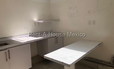 Local Comercial en Renta en Cuajimalpa de Morelos ,Santa Fe Cuajimalpa CMB 26-23.