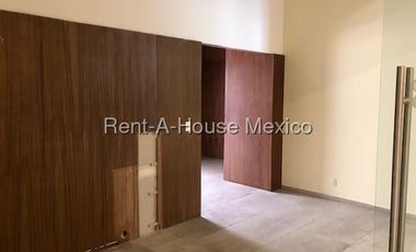 Local Comercial en Renta en Cuajimalpa de Morelos ,Santa Fe Cuajimalpa CMB 26-23.