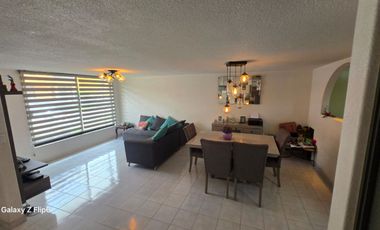 Casa en condominio con excelente ubicación 4 rec, 3.5 ba, 2 ga, Roof Garden
