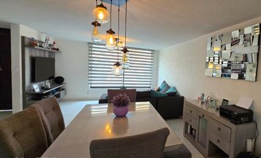 Casa en condominio con excelente ubicación 4 rec, 3.5 ba, 2 ga, Roof Garden