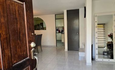 Casa en condominio con excelente ubicación 4 rec, 3.5 ba, 2 ga, Roof Garden