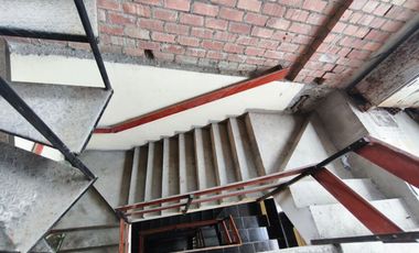 VENDO DPTO. EN CASCO OCASIÓN - SURCO