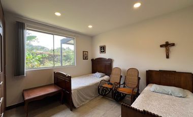 Casa en venta, La Ceja,  Via  San Antonio, Antioquia