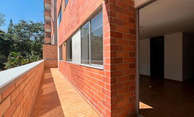 Apartamento en Arriendo En Loma del Escobero, Envigado