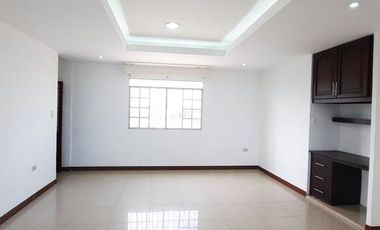 SE RENTA DEPARTAMENTO. 3 HABITACIONES
