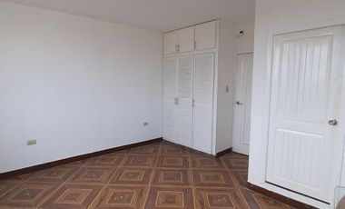 SE RENTA DEPARTAMENTO. 3 HABITACIONES