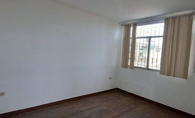 SE RENTA DEPARTAMENTO. 3 HABITACIONES
