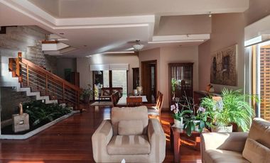 Casa exclusiva En Venta en la Cdla. de los Ingenieros, Cuenca