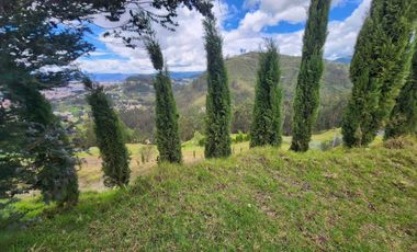 Terreno En Venta En el sector del Mirador por Carmen de Guzho