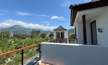 VILLA ROOFTOP PRIVATE POOL DEKAT ALUN ALUN BATU BONUS FURNISH