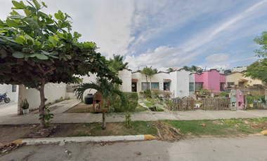 Casa en calle Jamaica, El Petén, Playa del Carmen, Quintana Roo, México. ¡NO CRÉDITOS!