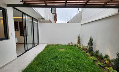 En Ricaurte casa En Venta de 3 dormitorios