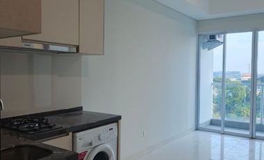 Disewakan Apartemen Puri Mansion 3BR Semi Furnished, Kembangan Jakbar