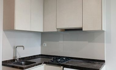 Disewakan Apartemen Puri Mansion 3BR Semi Furnished, Kembangan Jakbar