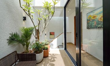 Wovendream House - Exclusive Residence in Jakarta - Ciracas!