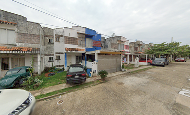Casa en calle Playa Farallón Don Carlos, Las Olas, Residencial Las Olas, Veracruz, México. ¡NO CRÉDITOS!