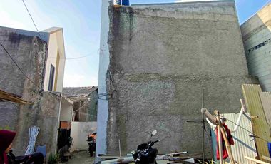 Rumah Mungil 2 Lantai