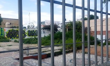 Terreno en Venta sobre Av. Manuel Ávila Camacho esq. Agustín Melgar, Guadalajara, Jal