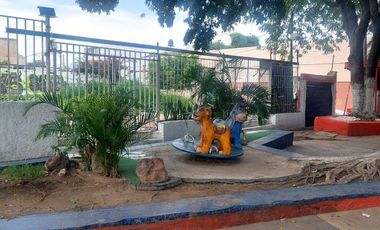 Terreno en Venta sobre Av. Manuel Ávila Camacho esq. Agustín Melgar, Guadalajara, Jal