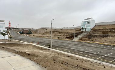 Se Vende Estacionamiento 23.6m2 En Condominio