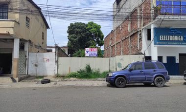 terreno comercial de venta en centro de portoviejo