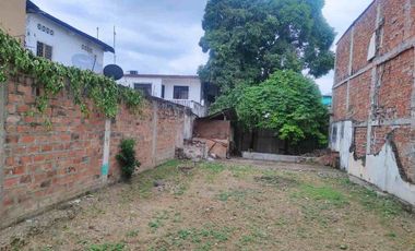 terreno comercial de venta en centro de portoviejo