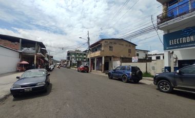 terreno comercial de venta en centro de portoviejo