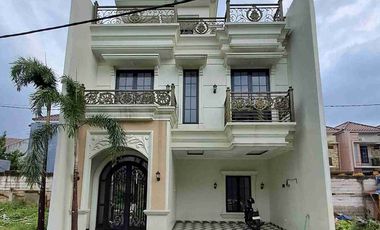 Dijual Rumah Classic 2 Lantai RooFTop Di Kahfi 1 Ciganjur Jagakarsa