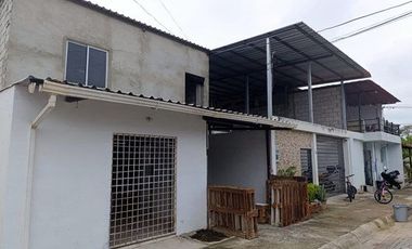 VENTA DE CASA EN URBANIZACION
