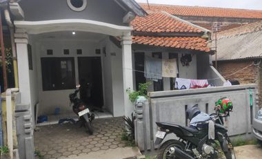 HARGA TERBAIK*MURAH & JARANG ADA*SIAPA CEPAT DIA DAPAT JUAL CEPAT RUMAH DI CIPADUNG CIBIRU SHM KODYA BANDUNG. LINGKUNGAN NYAMAN & SANGAT BEBAS BANJIR.