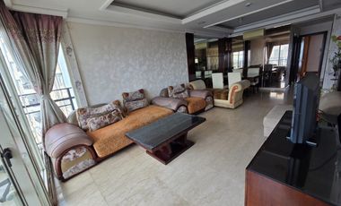 Unit 3 Bedroom Semi Private Lift Fully Furnish Sewa Bulanan/Tahunan