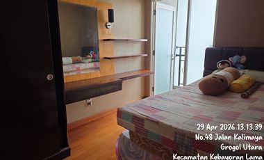 Unit 3 Bedroom Semi Private Lift Fully Furnish Sewa Bulanan/Tahunan