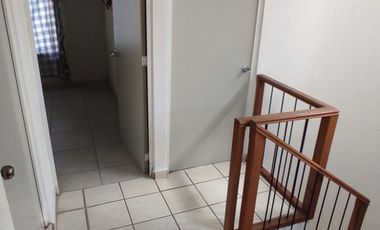 Casa dentro de coto cerca del Fracc. Nueva Galicia