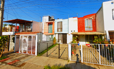 Casa en venta en Remate Hipotecario en  Av. Primavera 635, Haciendas de San José, 45609 San Pedro Tlaquepaque, Jal.