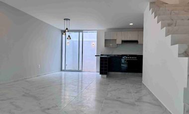 Excelente Casa en venta  Fraccionamiento Cumbres Residencial.