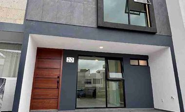 Excelente Casa en venta  Fraccionamiento Cumbres Residencial.