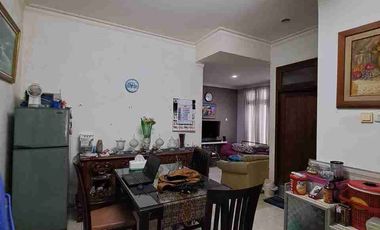 Rumah di cluster Safari Garden , dekat sakura regency 1