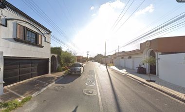 Gran Remate, Casa en Col. Los Álamos, Nuevo Laredo, Tamps.