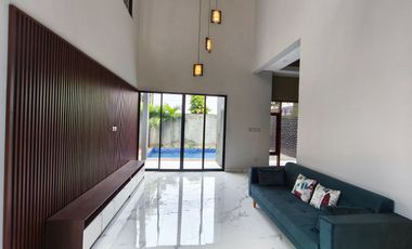 dijual rumah ditengah kota solo Surakarta sumber manahan
