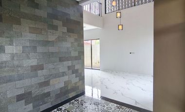 dijual rumah ditengah kota solo Surakarta sumber manahan