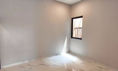 dijual rumah ditengah kota solo Surakarta sumber manahan