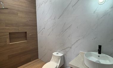 ESTRENA RESIDENCIA EN VALDIVIA II CON 3 RECAMARAS CADA UNA CON BAÑO