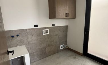 ESTRENA RESIDENCIA EN VALDIVIA II CON 3 RECAMARAS CADA UNA CON BAÑO